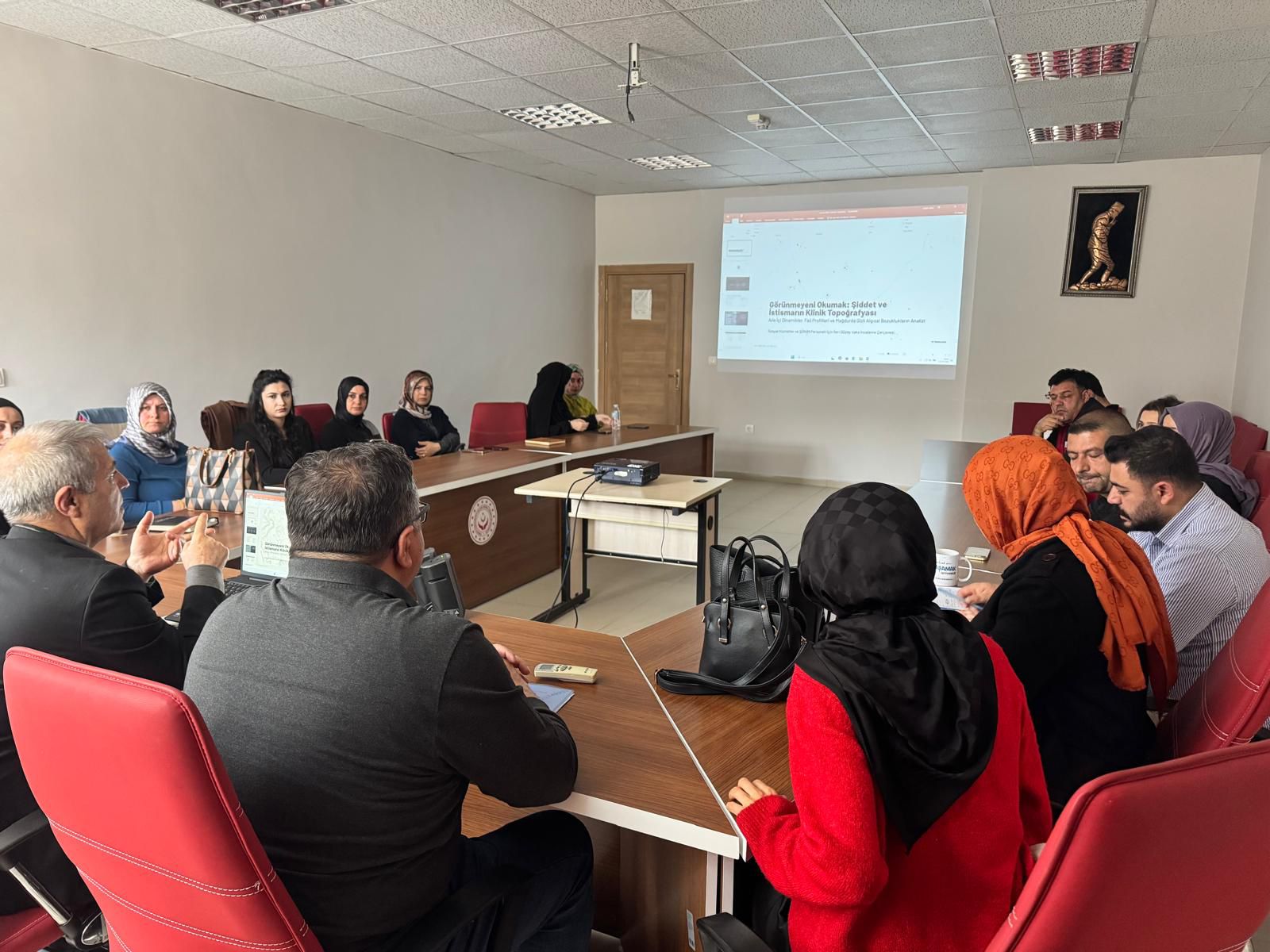 Fırat Üniversitesi Öğretim Üyeleri tarafından eğitim verilmiştir.