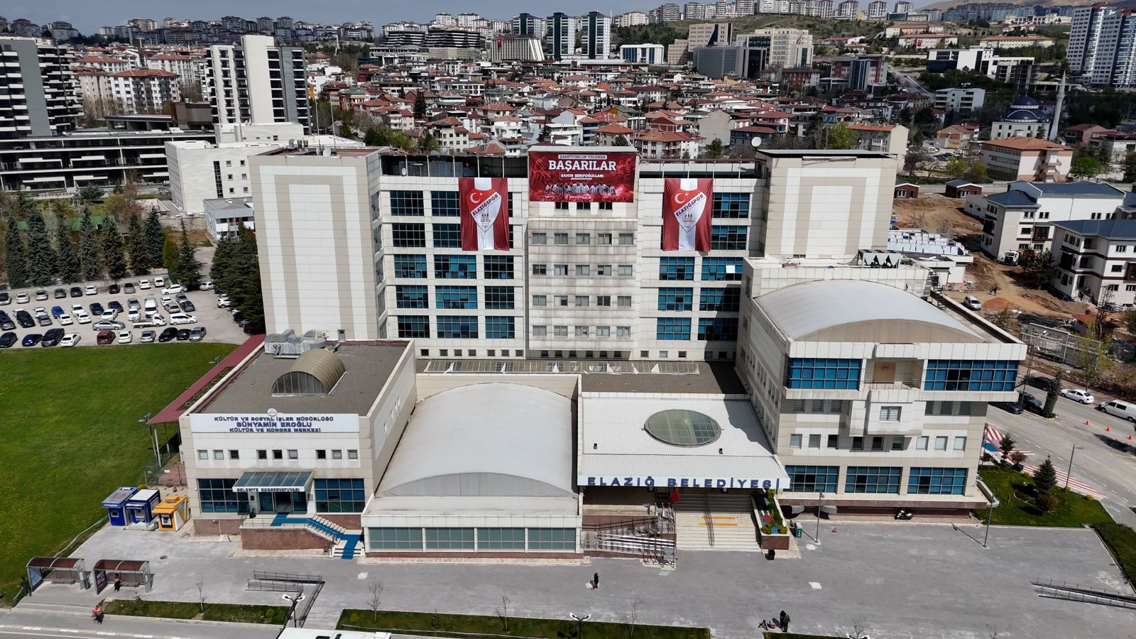 Elazığ Belediye Başkanı Şahin Şerifoğulları, “Bu takıma şampiyonluk yakışır