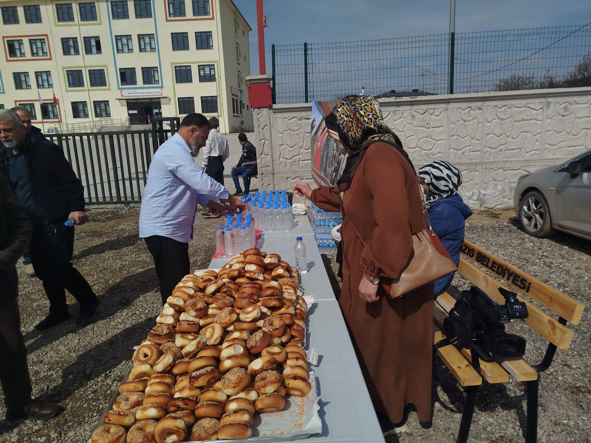 Elazığlı Şehit Babasından Vefa Dolu Hareket