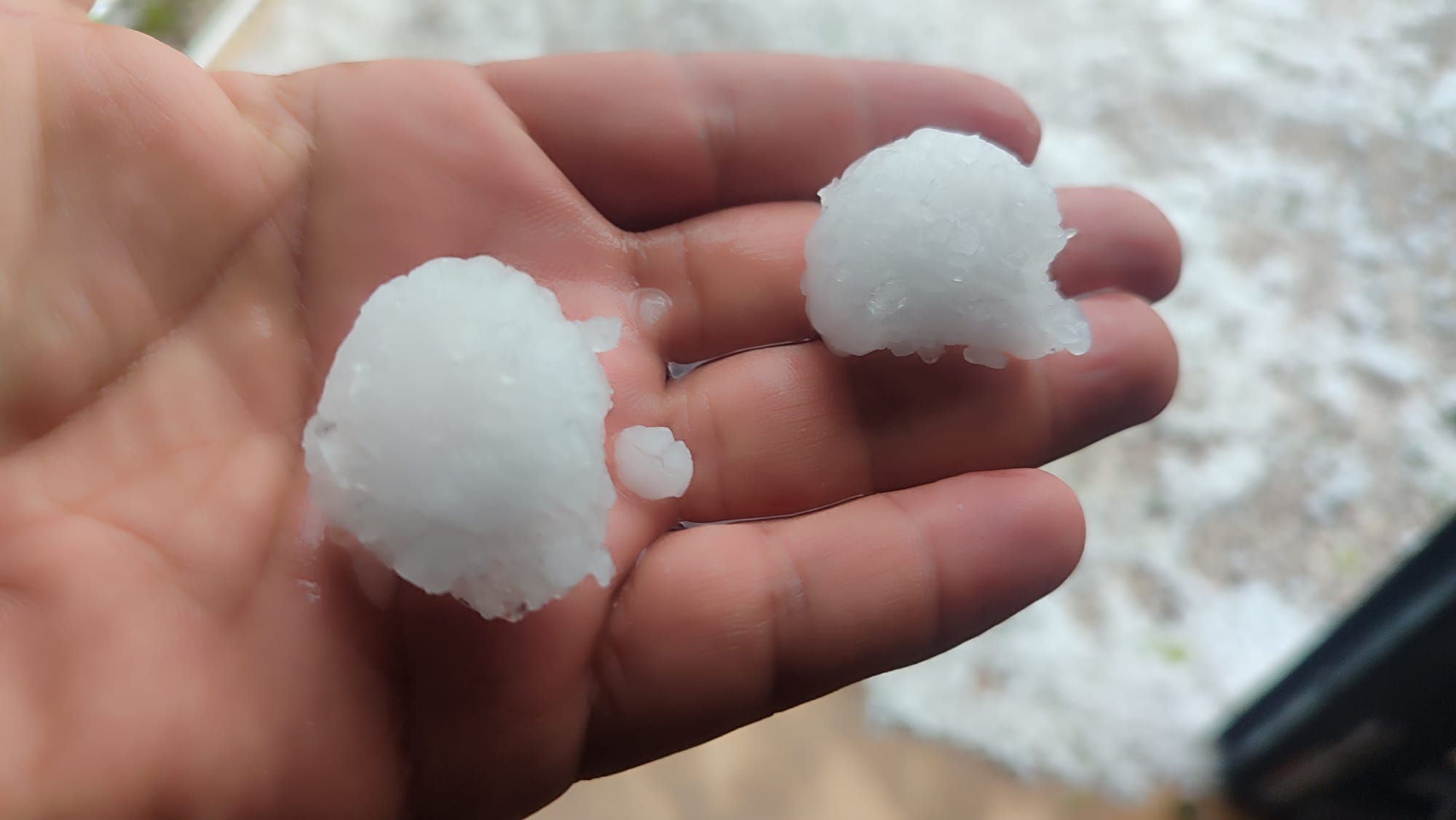 Elazığ’da Dolu ve Sağanak Yağış Sele Neden Oldu!