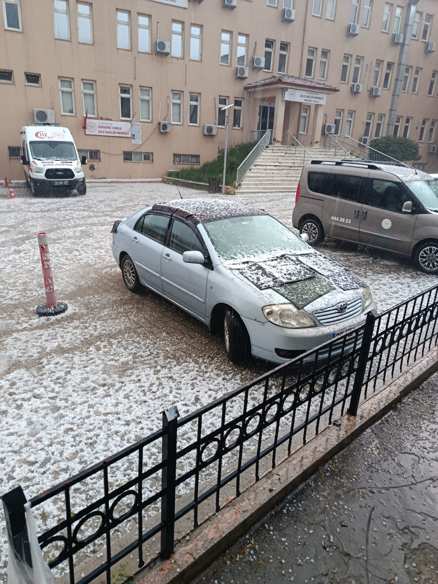Elazığ’da Dolu ve Sağanak Yağış Sele Neden Oldu!