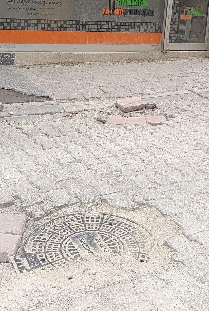 Nailbey Mahallesi’nde Yol İsyanı :